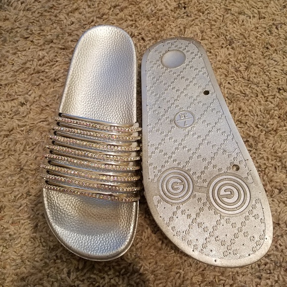 Sandals - Picture 2 of 2